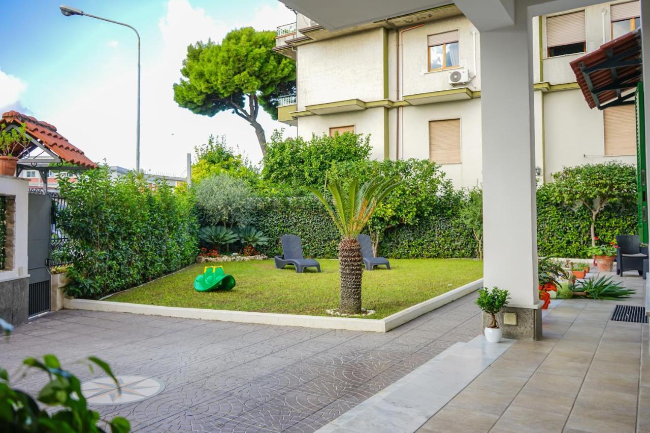 B&B Le Canapine Frattamaggiore Exterior photo